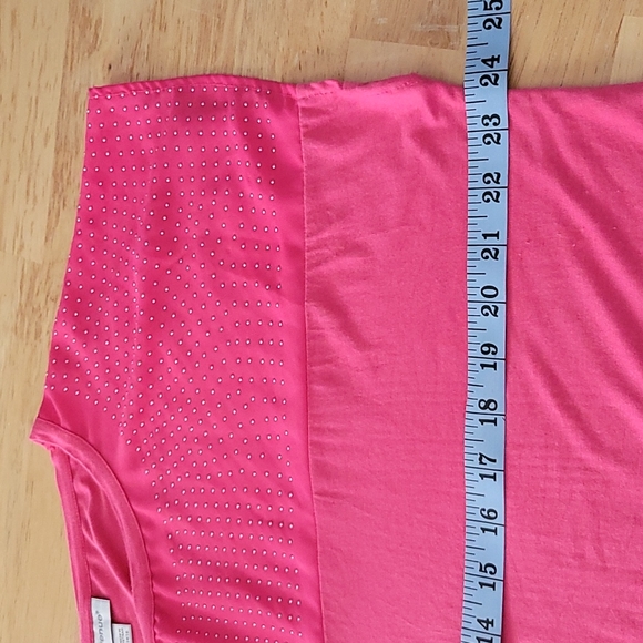 Avenue Studded Cap Sleeve Top - Picture 4 of 8